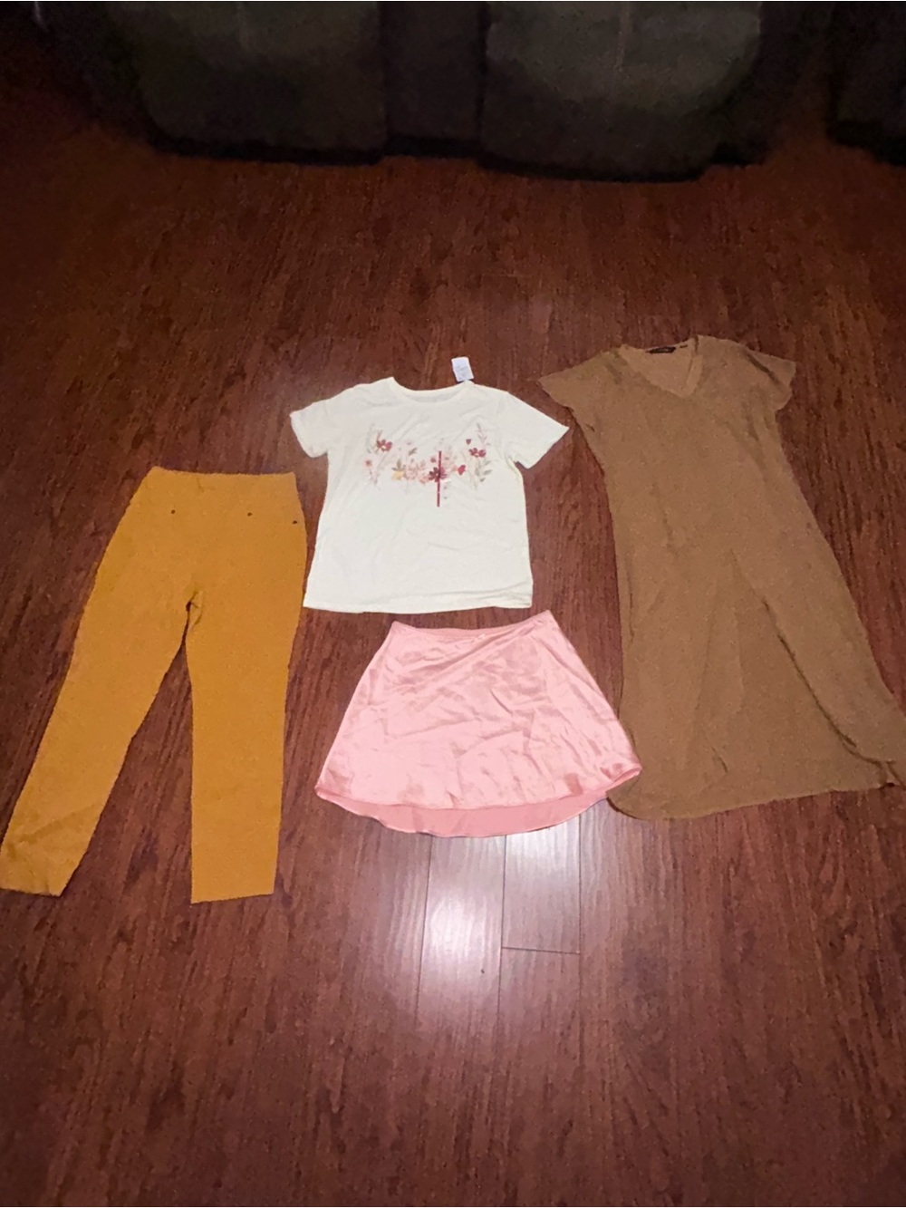 Women’s XS 4 piece bundle!!